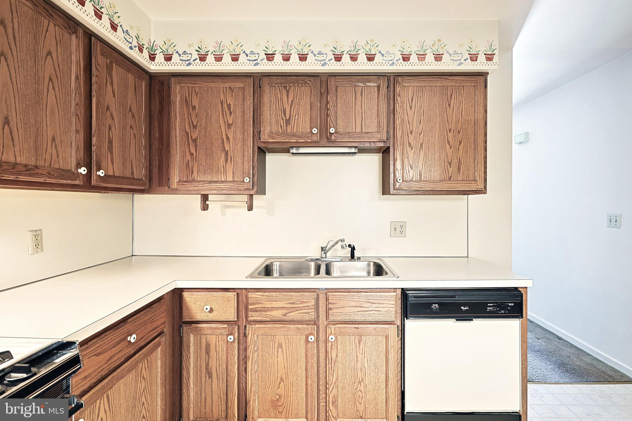 240 Boxwood Road Manchester, PA 17345 - Photo 15 of 34 Gallery Image 15
