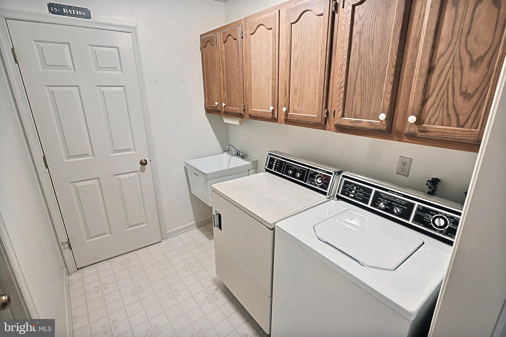 240 Boxwood Road Manchester, PA 17345 - Photo 18 of 34 Gallery Image 18