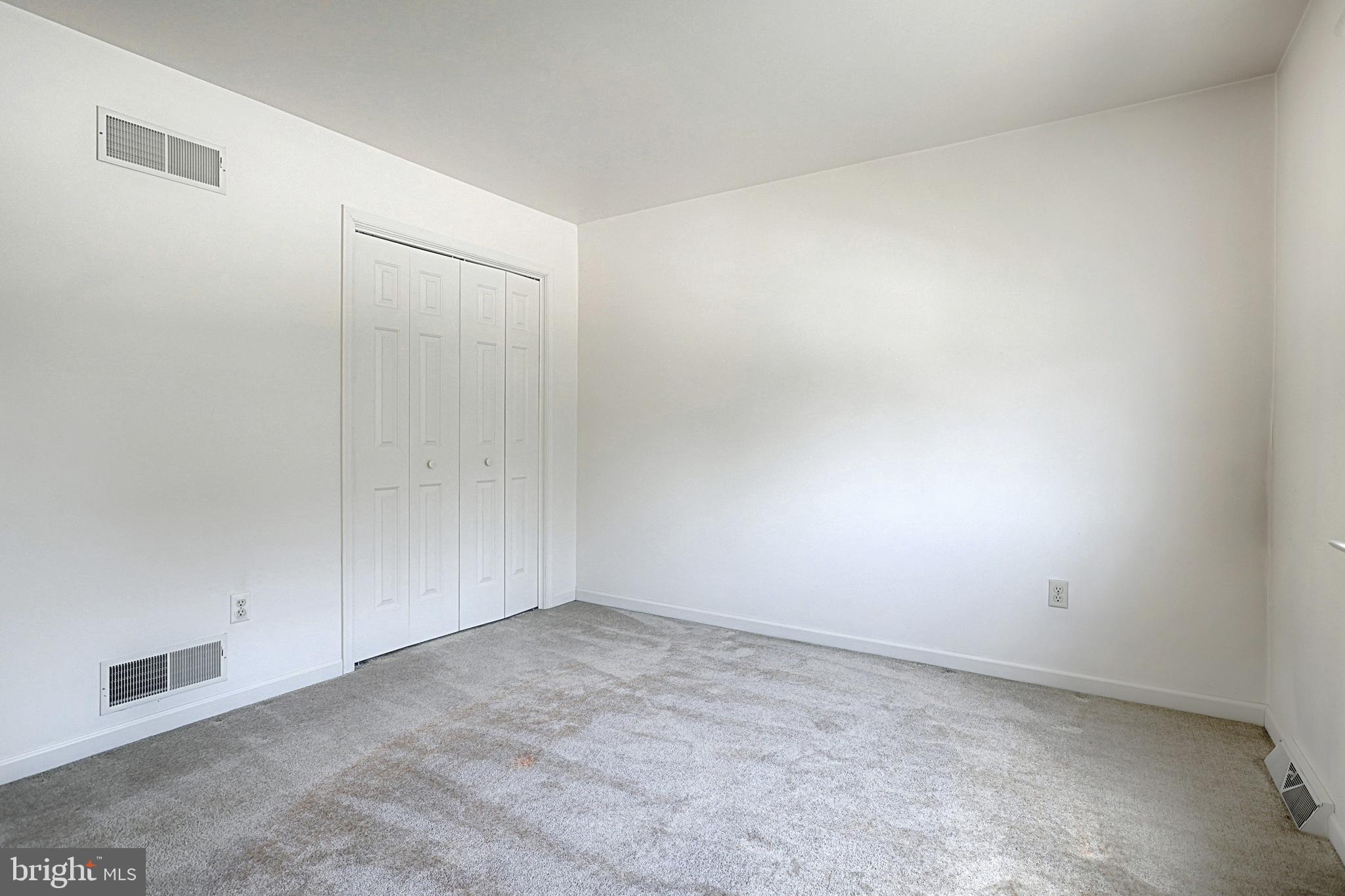 240 Boxwood Road Manchester, PA 17345 - Photo 29 of 34 Gallery Image 29