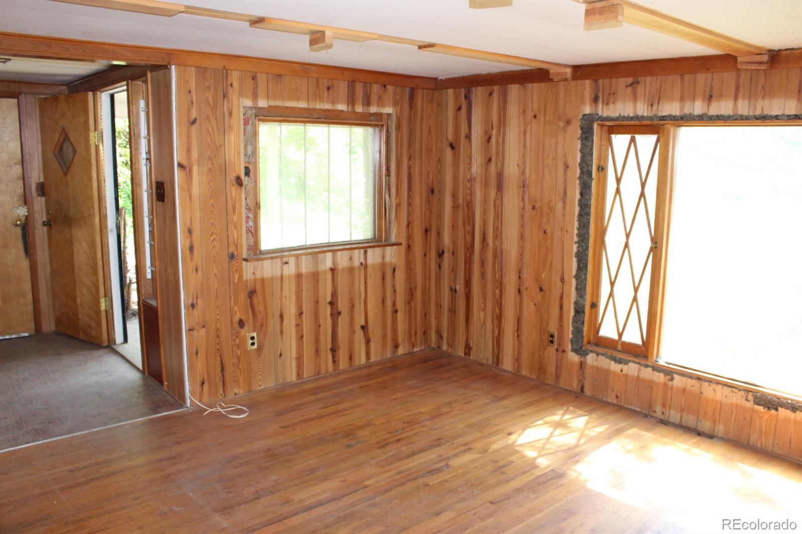 6413 South Ross Road Morrison, CO 80465 - Photo 4 of 9 Gallery Image 4