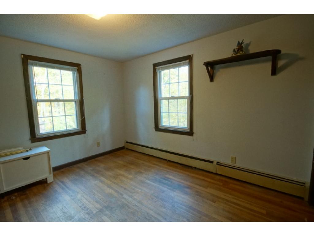 3 Cole Road Derry, NH 03038 - Photo 18 of 28