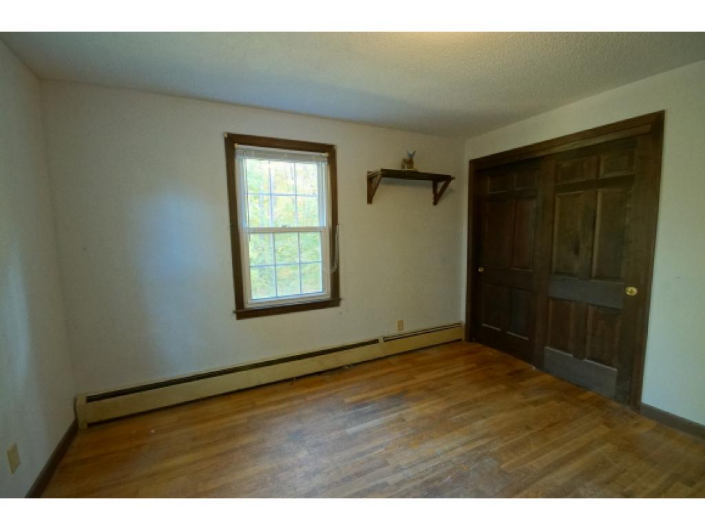 3 Cole Road Derry, NH 03038 - Photo 19 of 28