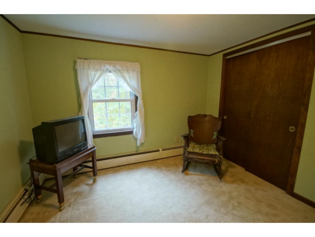 3 Cole Road Derry, NH 03038 - Photo 24 of 28