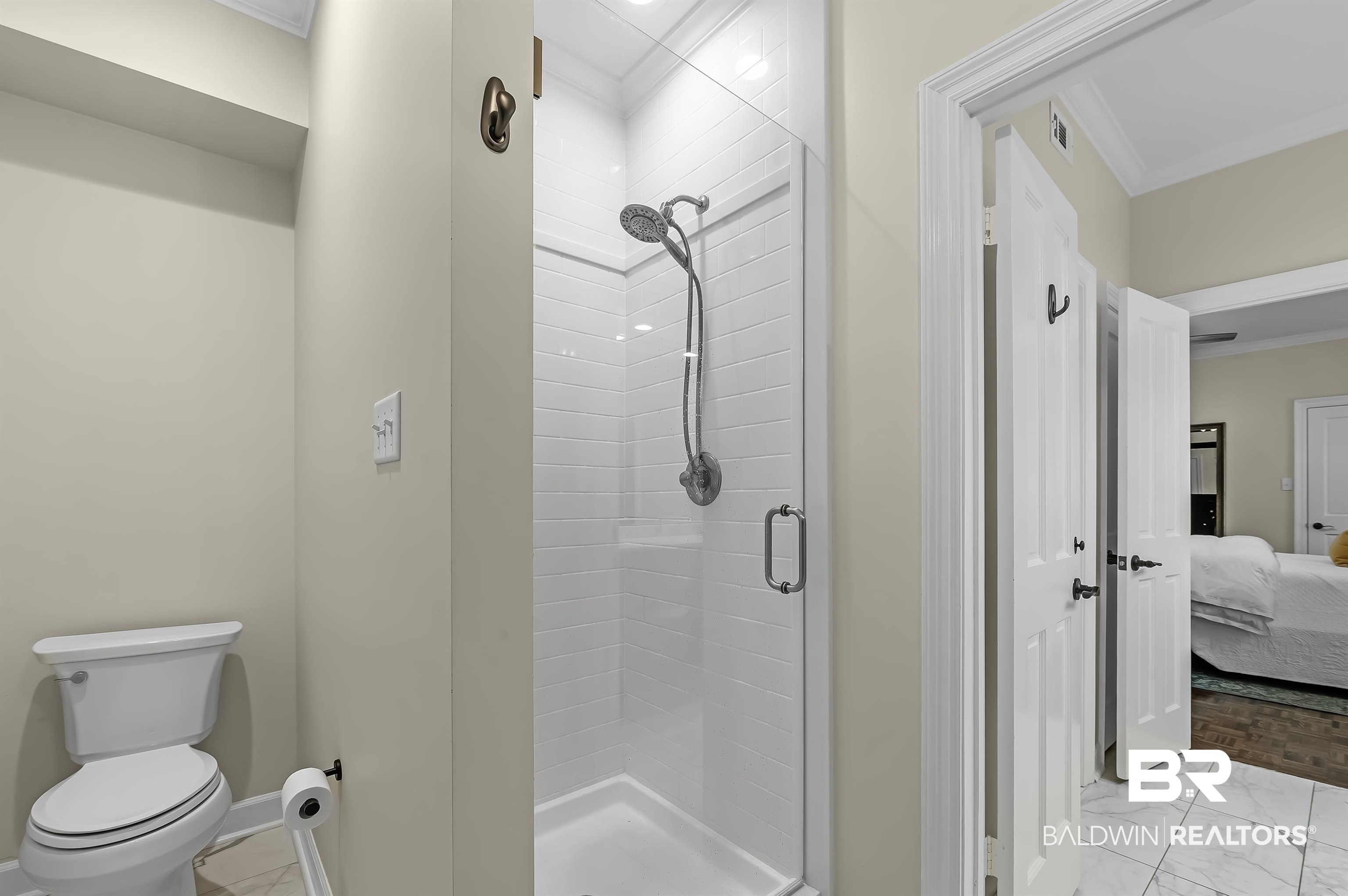 2109 Ryegate Court Mobile, AL 36693 - Photo 24 of 32 Master Bathroom