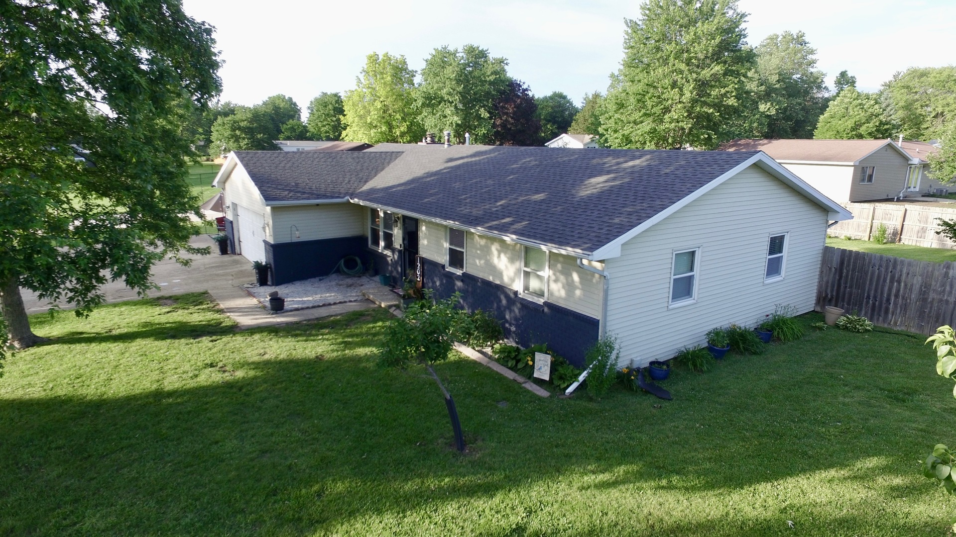 1202 Robin Road Mahomet, IL 61853 - Photo 32 of 36