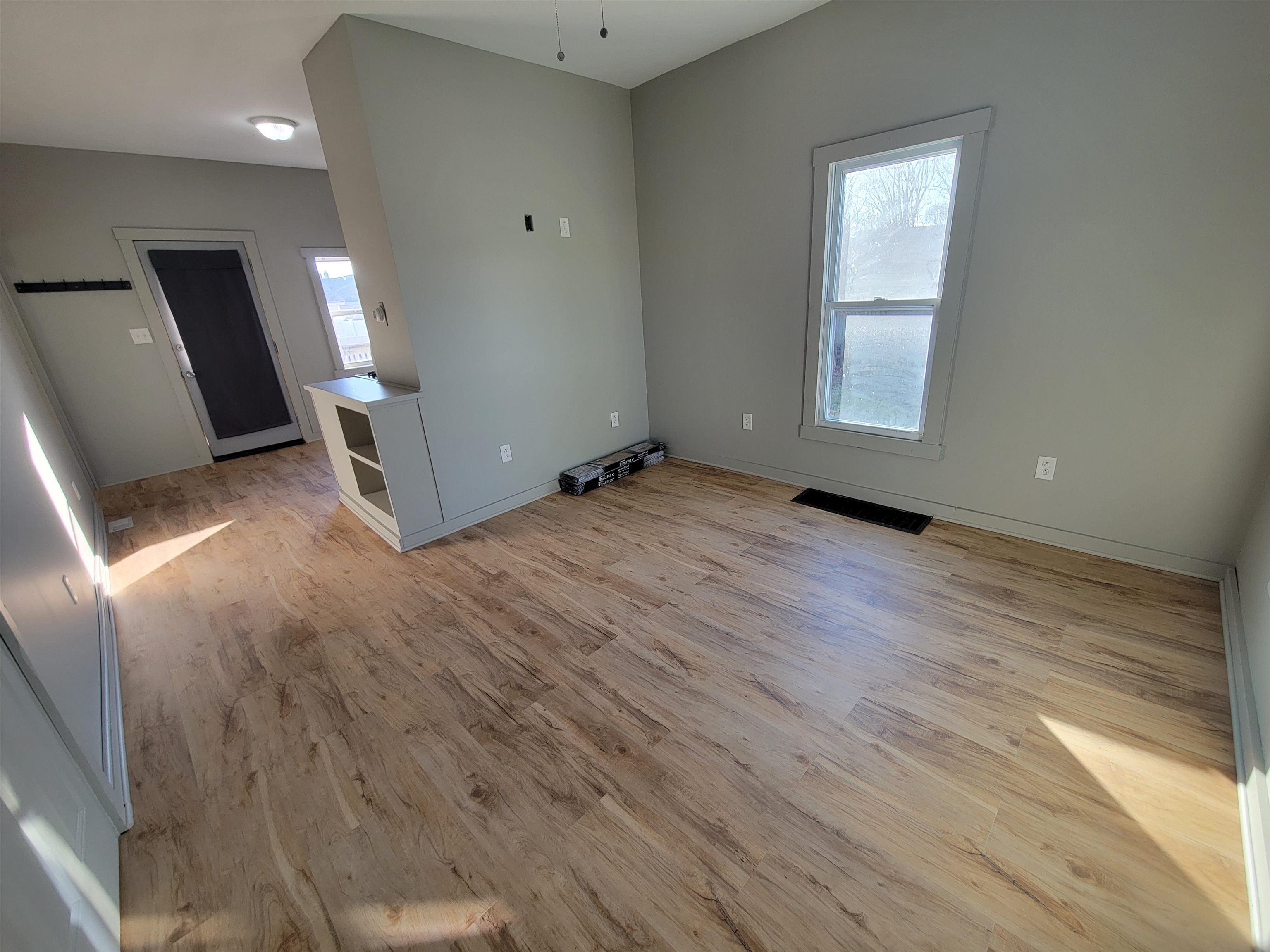 533 Deleon Street Ottawa, IL 61350 - Photo 4 of 17