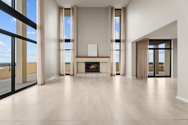 $625,000 | 14655 Champion Forest Drive, Unit 1801, Houston, TX 77069