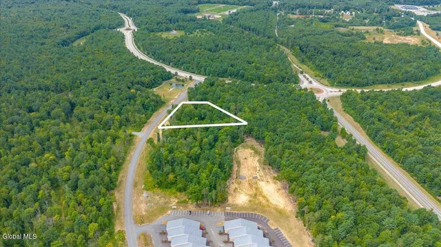 $1,900,000 | 1 Shenandoah Drive, Mechanicville, NY 12118