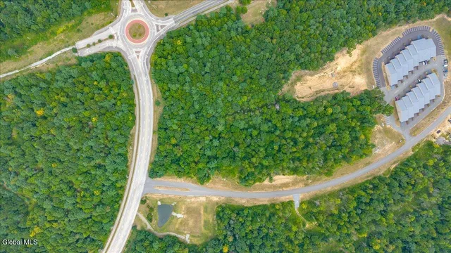 $1,900,000 | 1 Shenandoah Drive, Mechanicville, NY 12118