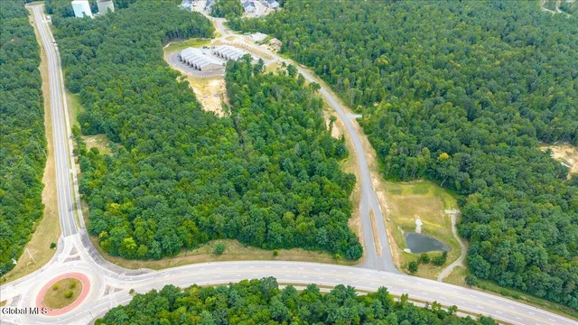 $1,900,000 | 1 Shenandoah Drive, Mechanicville, NY 12118