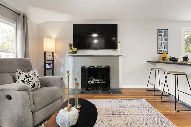 $749,900 | 9 Marie Drive, Wilmington, MA 01887