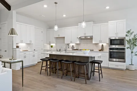 $689,000 | 18705 Hopper Lane, Austin, TX 78738