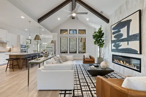 $689,000 | 18705 Hopper Lane, Austin, TX 78738