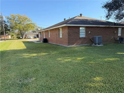 $1,250 | 104 Mu Street, Unit B, Belle Chasse, LA 70037