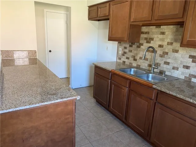 $1,250 | 104 Mu Street, Unit B, Belle Chasse, LA 70037