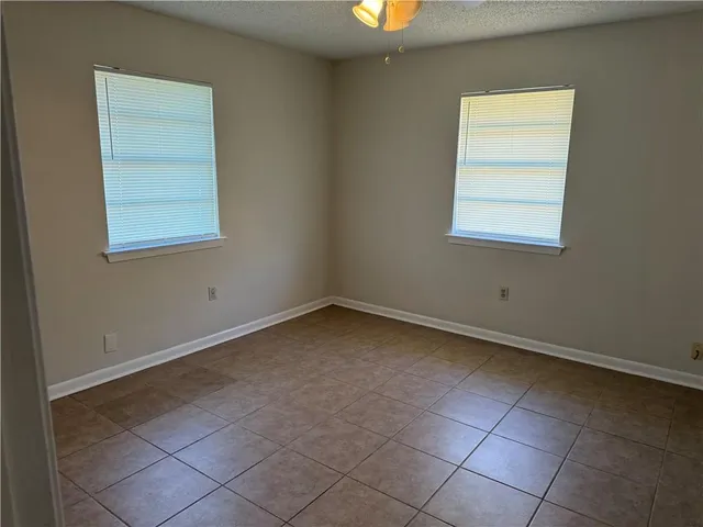 $1,250 | 104 Mu Street, Unit B, Belle Chasse, LA 70037