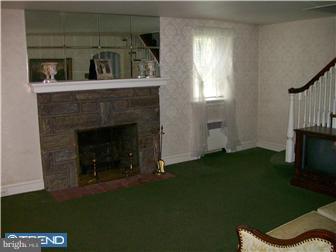 601 Ashmead Road Cheltenham, PA 19012 - Photo 4 of 8 Living Room
