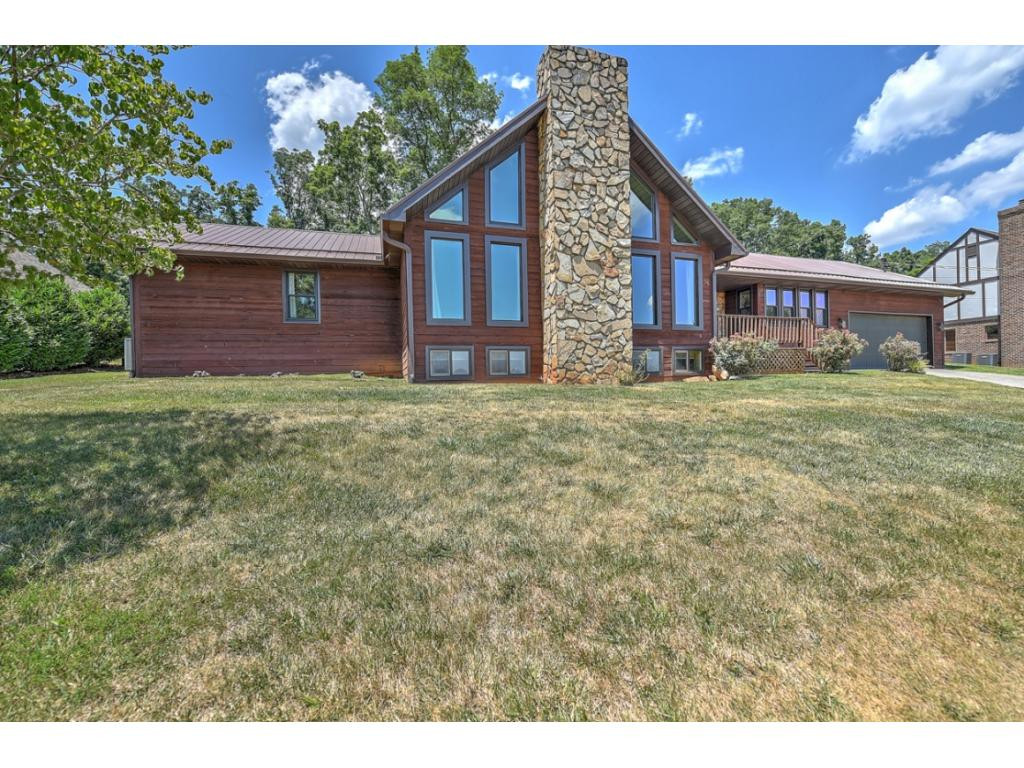 2324 Colonial View Road Kingsport, TN 37663 - Photo 1 of 36 Photo 1