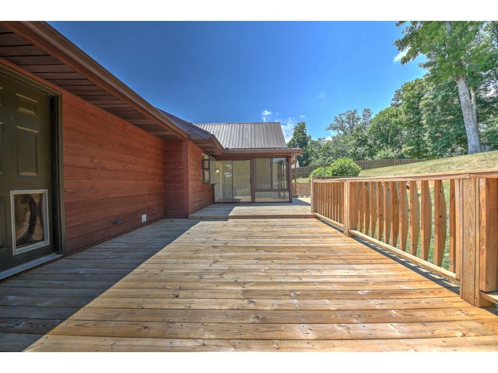 2324 Colonial View Road Kingsport, TN 37663 - Photo 31 of 36 Photo 31