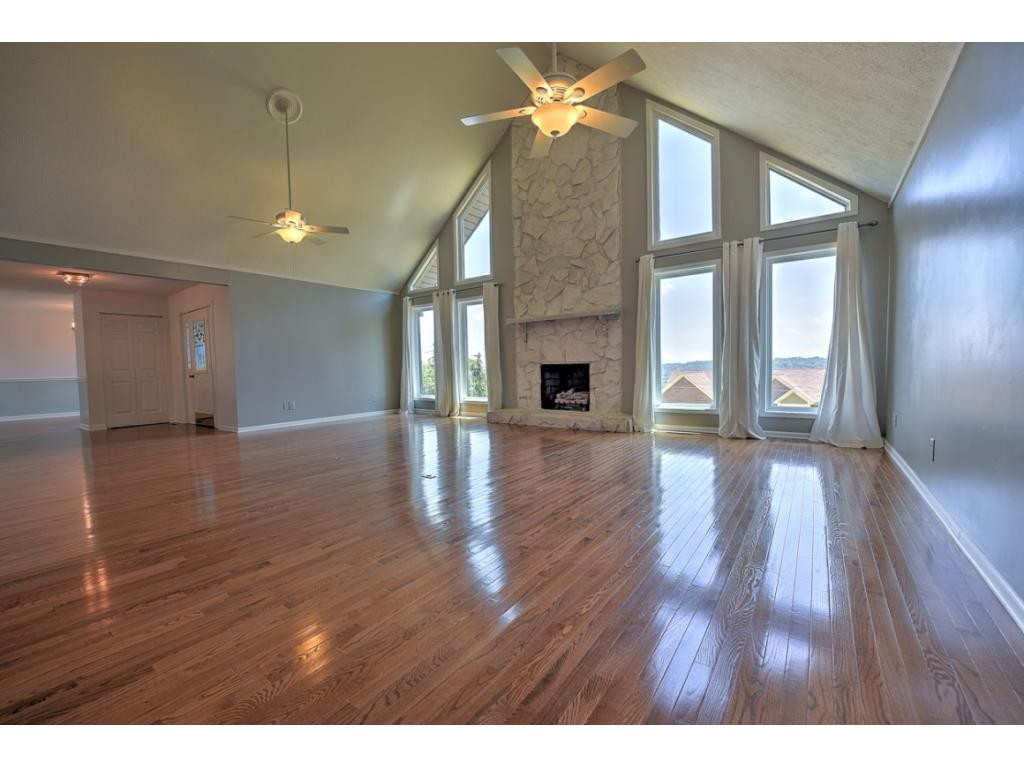 2324 Colonial View Road Kingsport, TN 37663 - Photo 6 of 36 Photo 6