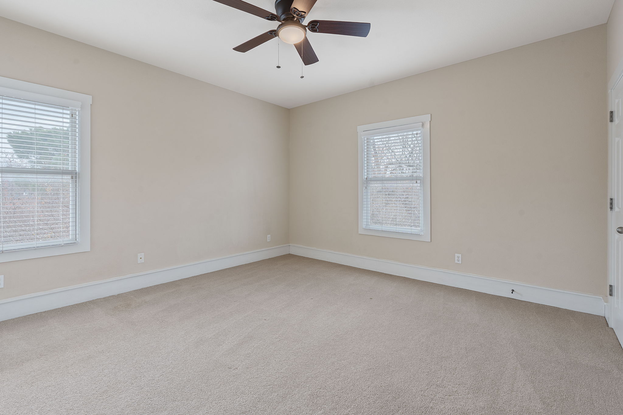 2506 Enfield Road, Unit B Austin, TX 78703 - Photo 33 of 40 an empty room with a window