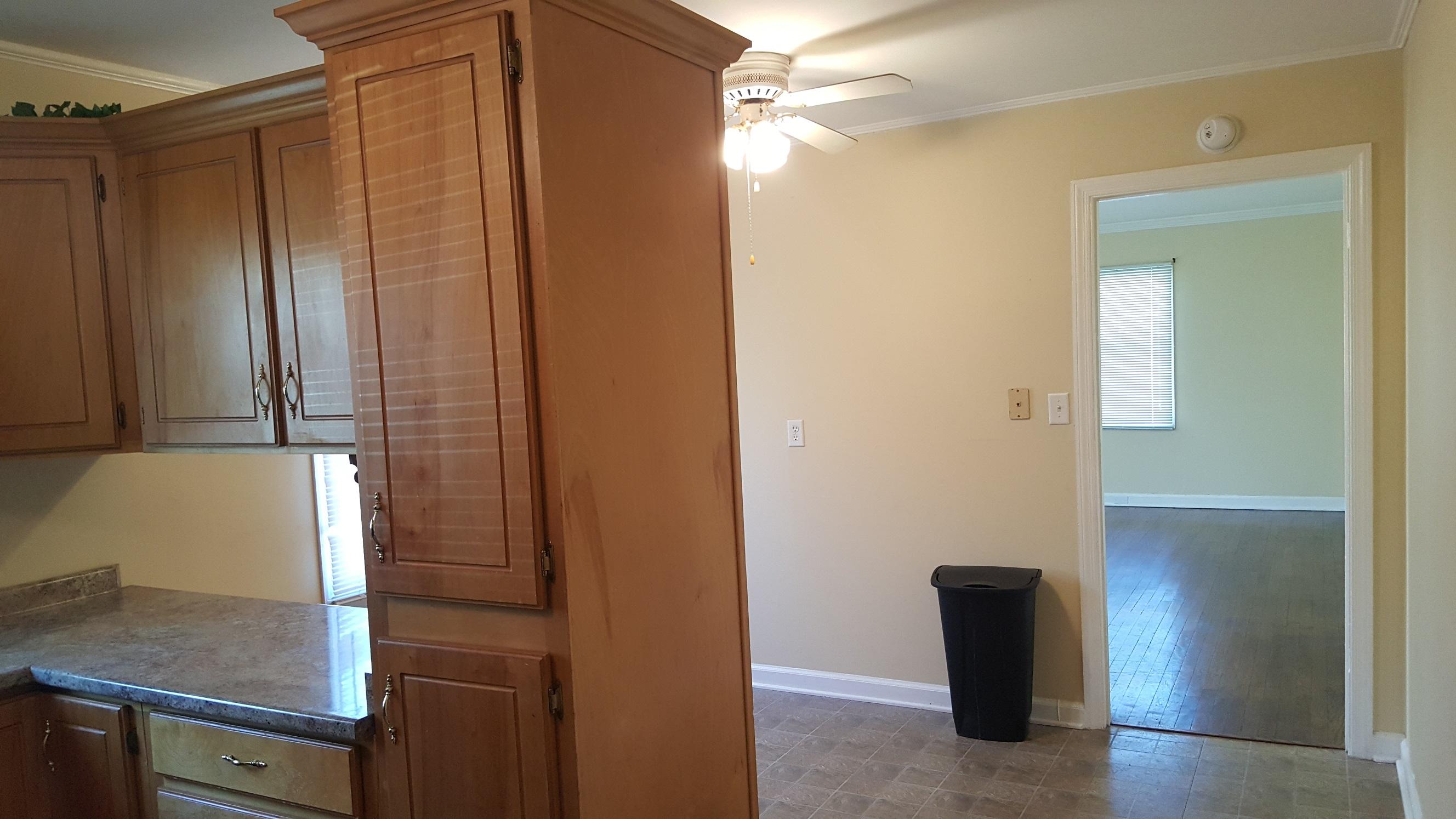 208 Spring Creek Road Chattanooga, TN 37411 - Photo 3 of 15 20180322_111121