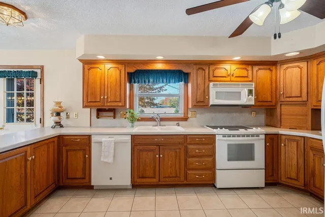 $195,000 | 611 Allen Drive, Sweetser, IN 46987