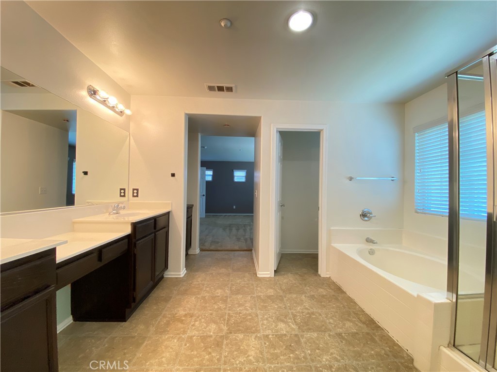 1908 Taormina Court Riverside, CA 92507 - Photo 19 of 29