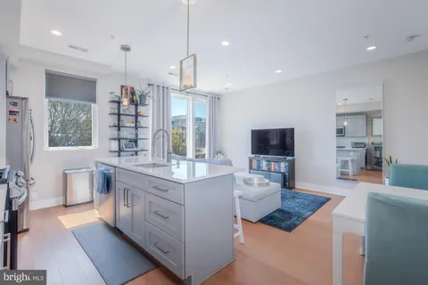 $699,000 | 1444 Harvard Street Northwest, Unit 302, Washington, DC 20009