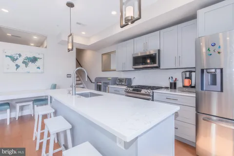 $699,000 | 1444 Harvard Street Northwest, Unit 302, Washington, DC 20009