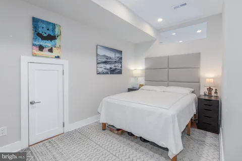 $699,000 | 1444 Harvard Street Northwest, Unit 302, Washington, DC 20009