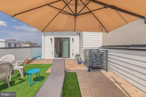 $699,000 | 1444 Harvard Street Northwest, Unit 302, Washington, DC 20009