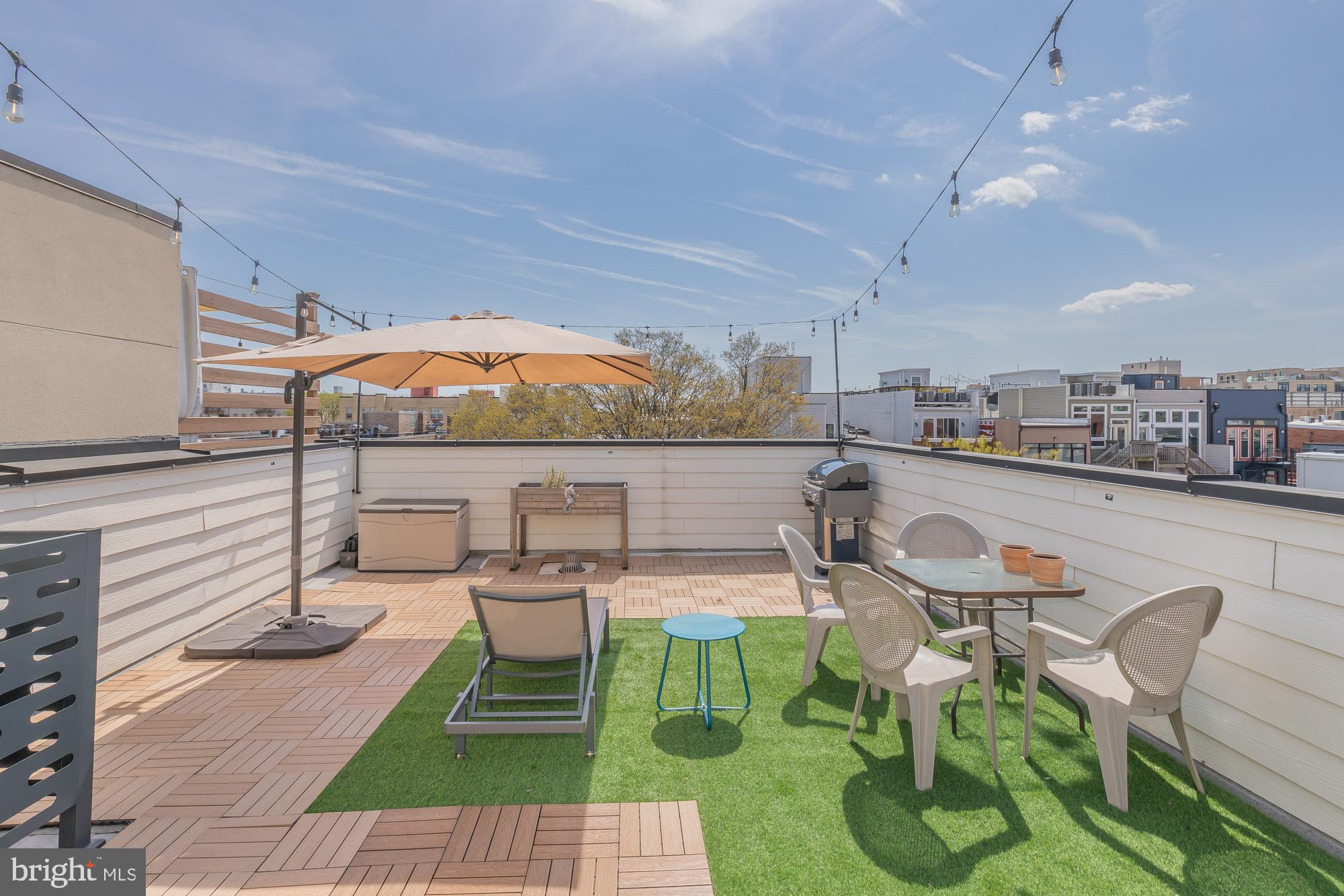 1444 Harvard Street Northwest, Unit 302 Washington, DC 20009 - Photo 43 of 50
