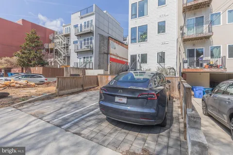 $699,000 | 1444 Harvard Street Northwest, Unit 302, Washington, DC 20009