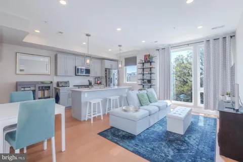 $699,000 | 1444 Harvard Street Northwest, Unit 302, Washington, DC 20009