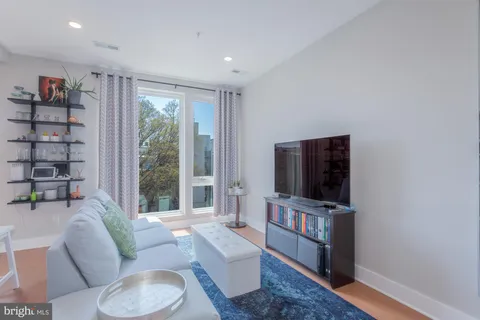 $699,000 | 1444 Harvard Street Northwest, Unit 302, Washington, DC 20009