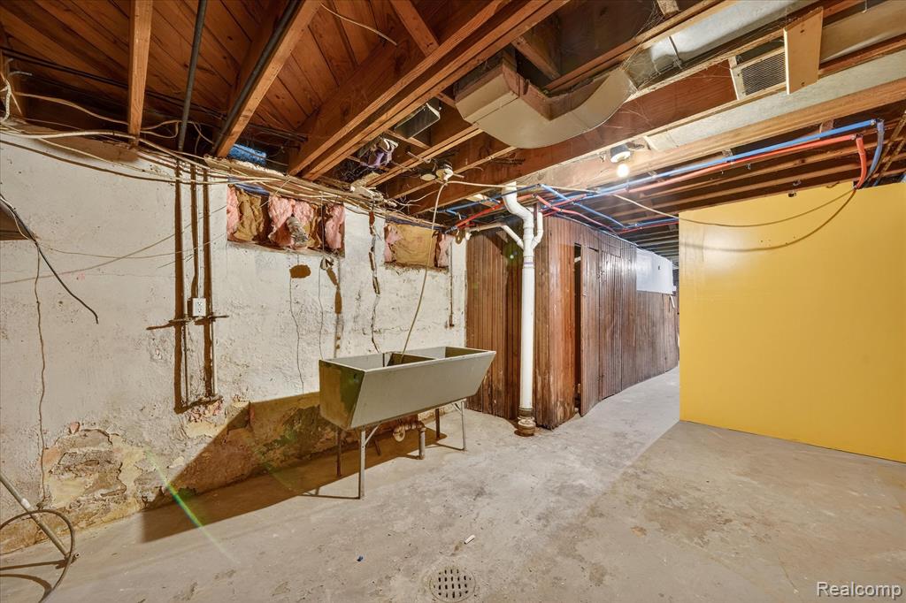 17540 Indiana Street Detroit, MI 48221 - Photo 43 of 49 Gallery Image 43