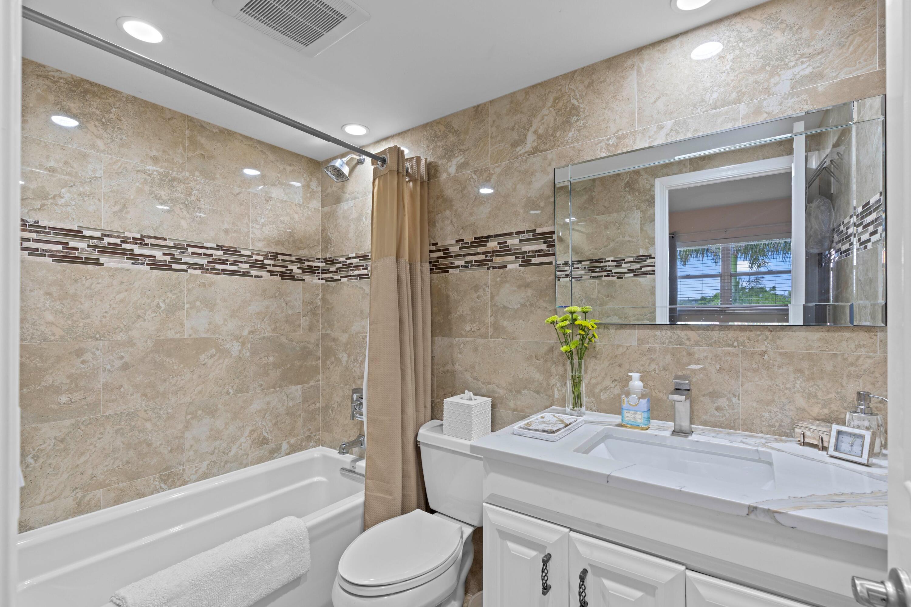 555 Northwest 4th Avenue, Unit 501 Boca Raton, FL 33432 - Photo 28 of 37 DSC03034.jpg-SMALL