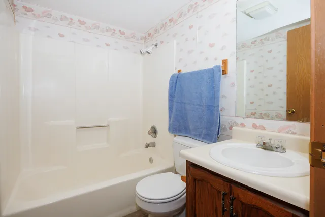 $109,900 | 1010 Arlene Court, Unit 15, Bloomington, IL 61701