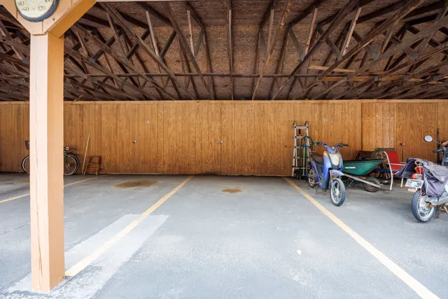 $109,900 | 1010 Arlene Court, Unit 15, Bloomington, IL 61701