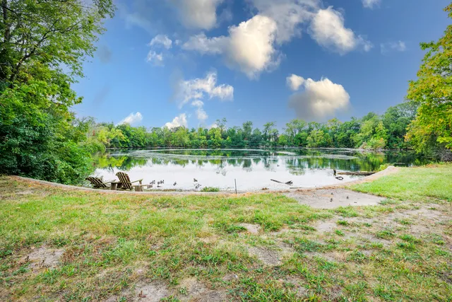 $109,900 | 1010 Arlene Court, Unit 15, Bloomington, IL 61701