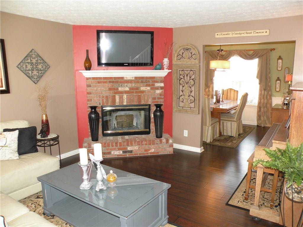 974 Needle Ridge Lane Brownsburg, IN 46112 - Photo 3 of 22 Gallery Image 3