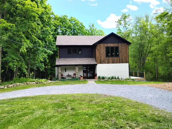 $549,000 | 17 Gretna Hill Road, Pleasant Valley, NY 12569