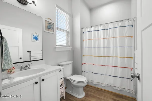 $869,900 | 211 Moorland Way, Moyock, NC 27958