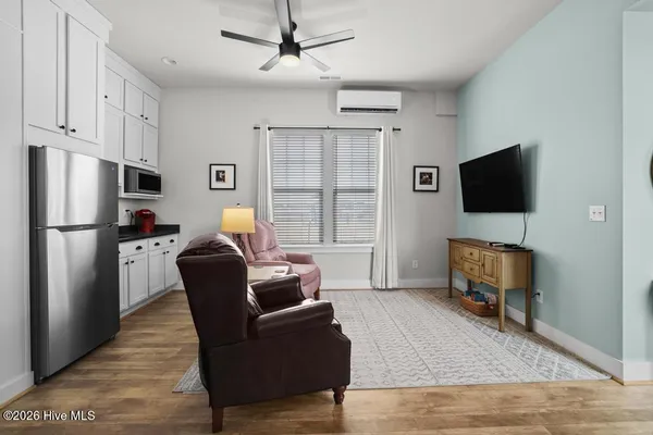 $869,900 | 211 Moorland Way, Moyock, NC 27958