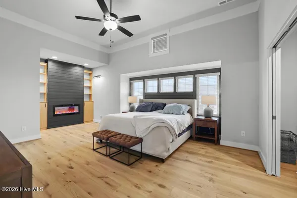 $869,900 | 211 Moorland Way, Moyock, NC 27958