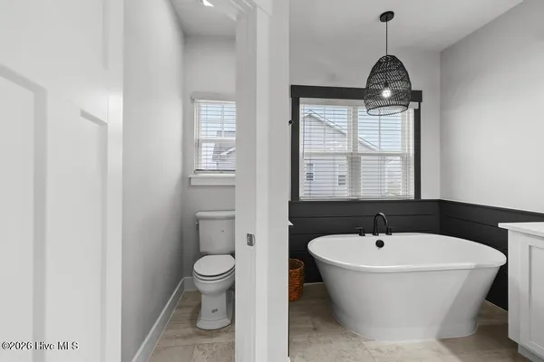 $869,900 | 211 Moorland Way, Moyock, NC 27958