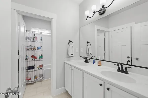 $869,900 | 211 Moorland Way, Moyock, NC 27958