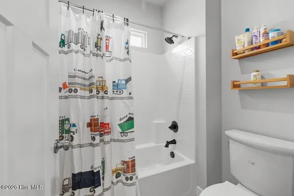 $869,900 | 211 Moorland Way, Moyock, NC 27958