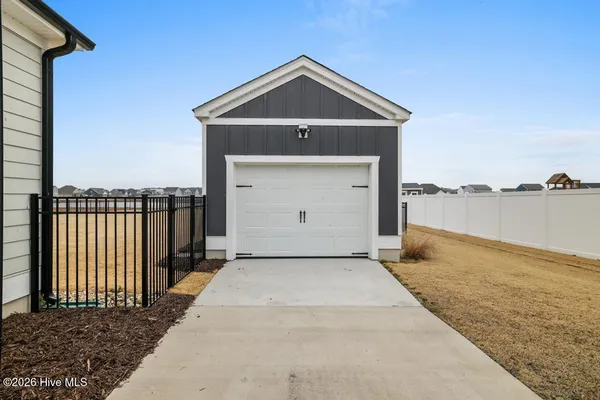 $869,900 | 211 Moorland Way, Moyock, NC 27958